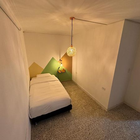 Rustik House Hotel Medellin Exterior photo