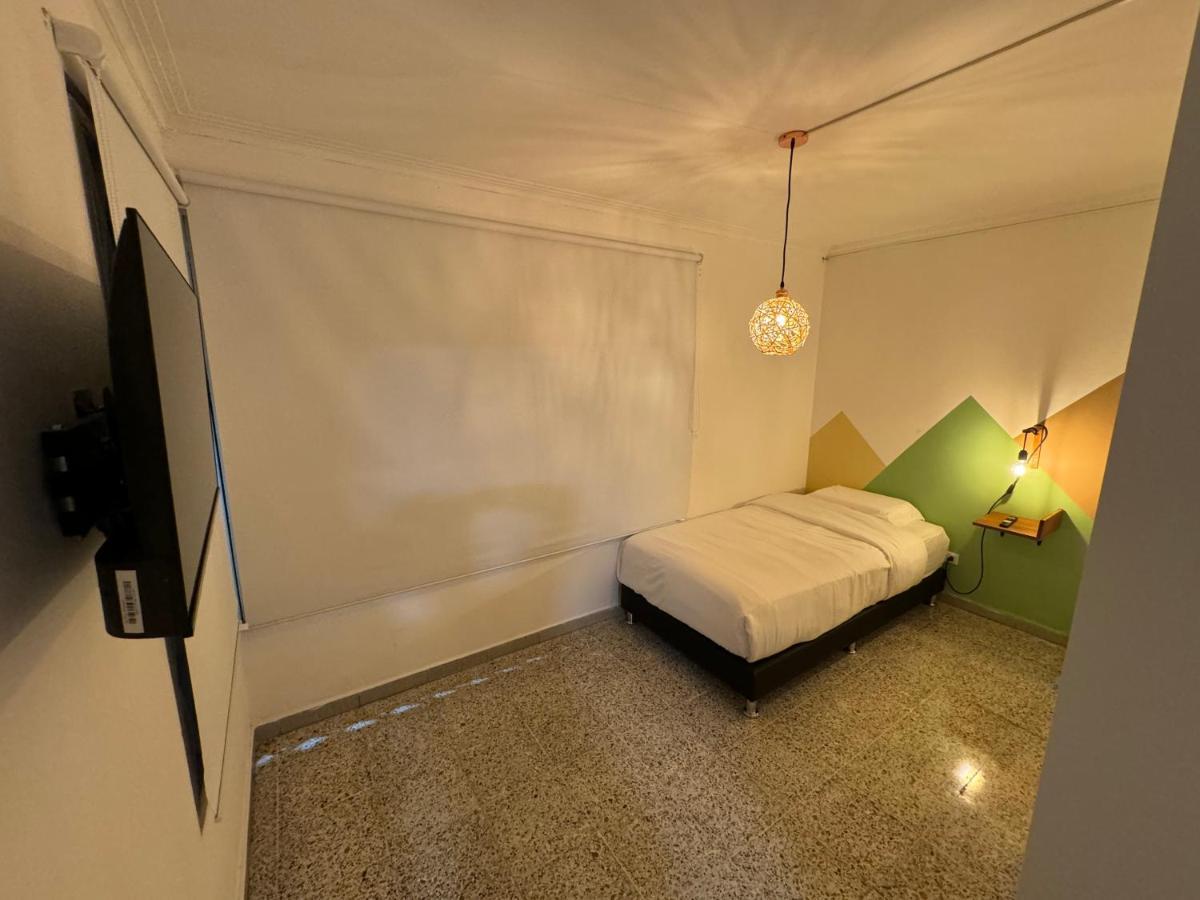 Rustik House Hotel Medellin Exterior photo